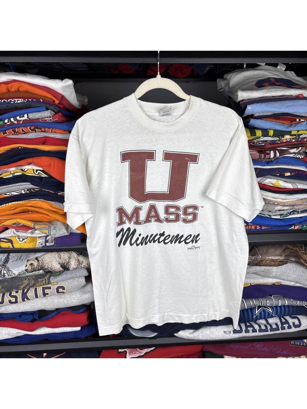 Vintage 90s UMass Minutemen T Shirt White Fruit of the Loom Sz L